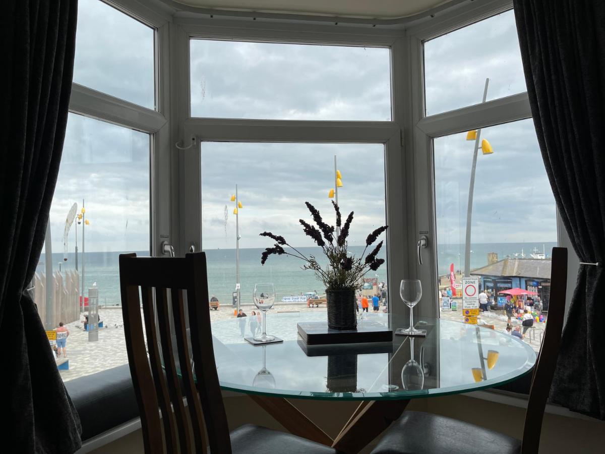 Harbour View Holiday Let - Entire 3 Bedroom Maisonette With Spectacular Harbour And Sea Front Views Sleeps 5 Бридлингтън Екстериор снимка